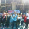 Bakal Calon Bupati dari Partai Demokrat, Yosa Octora Santono.S.Si, MM berfoto bersama usai membuka turnamen bolavoli putri se dapil V Kuningan.